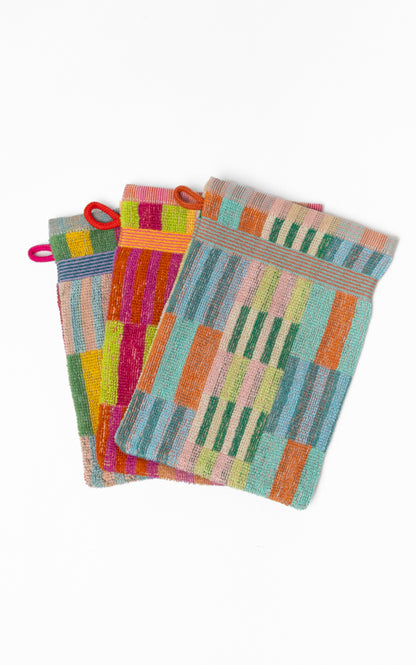 Wash Glove Set Trio / Wash Mitts #99 Tulip Quilt (3)